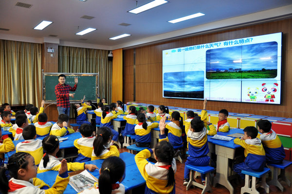 两校交流深化合作促共赢,两校合作促交流联合探索共成长