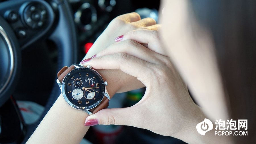 华为watchgt2时尚款和运动款区别,华为watchgt2运动时尚尊享