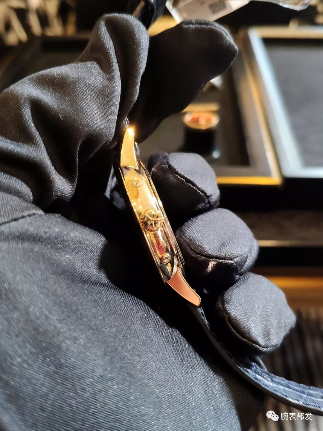 江诗丹顿金钻石手动上弦超薄女表,复杂手表