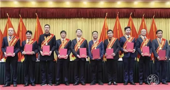 云南39名非公有制经济人士获省级表彰