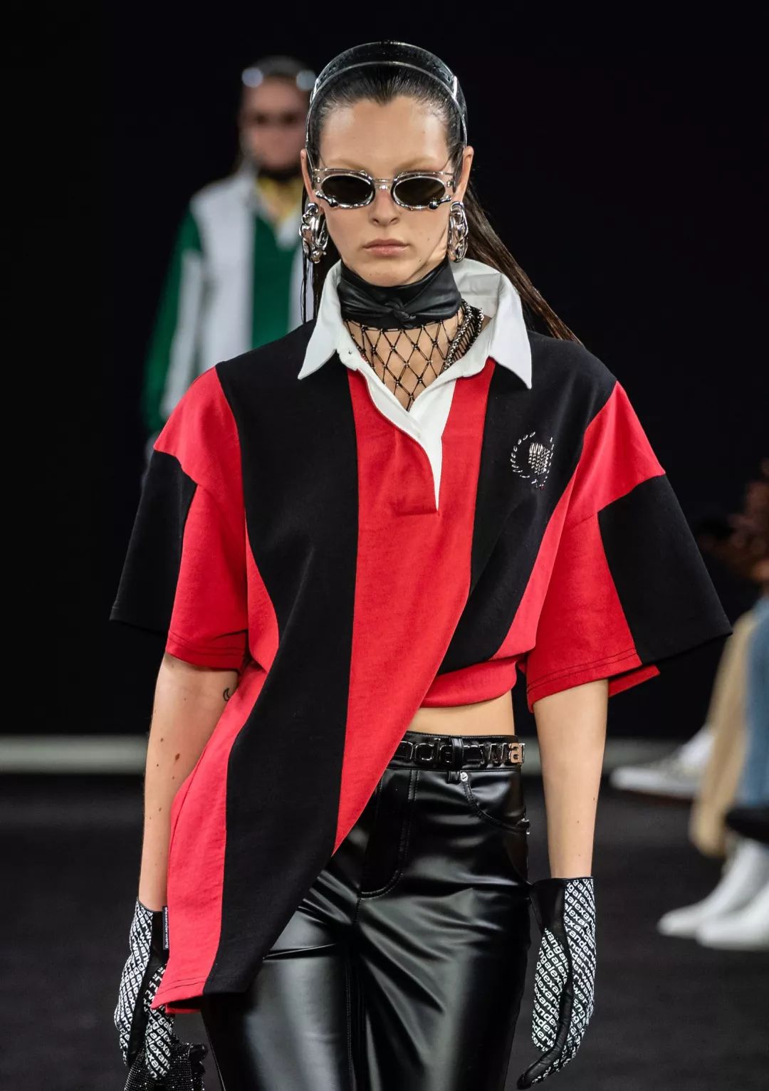 杨丞琳同款镂空衬衫,杨丞琳长款衬衫