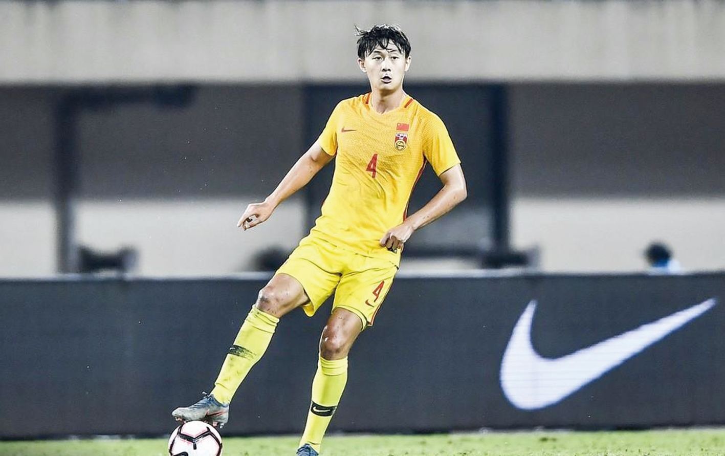 国奥对蒋圣龙的评价,刘洋染红赛后回应