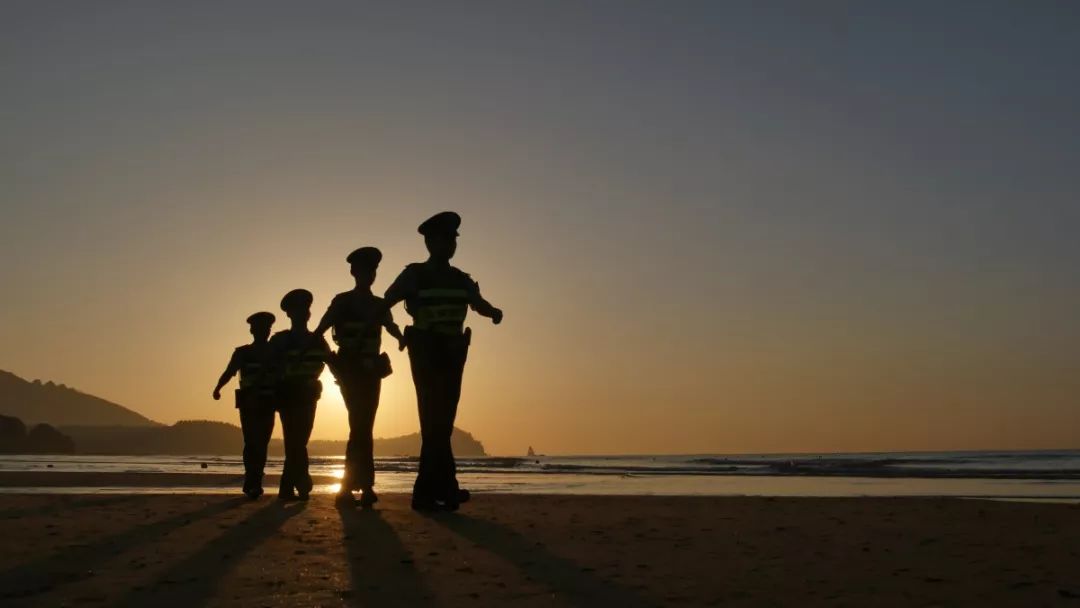 从边防哨所的公安特派员到青岛“曼哈顿”的都市警务——看中韩边防派出所的70年成长之路