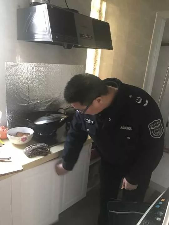 安全安全歌曲完整版,安全安全谁唱的