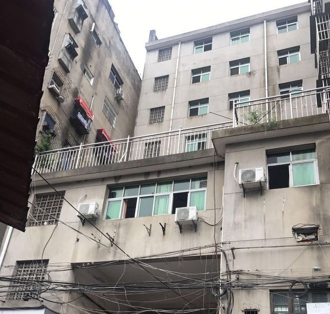 南昌最新拍卖房,南昌挂牌100万房子还价多少合适