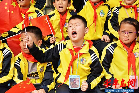 香江路小学足球比赛视频,校长杯校园足球比赛报道