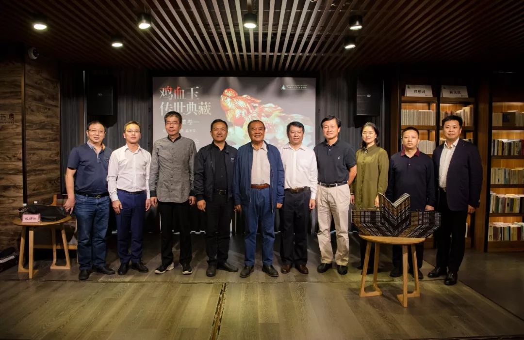 鸡血玉稀世珍品,桂林鸡血玉是否有收藏价值