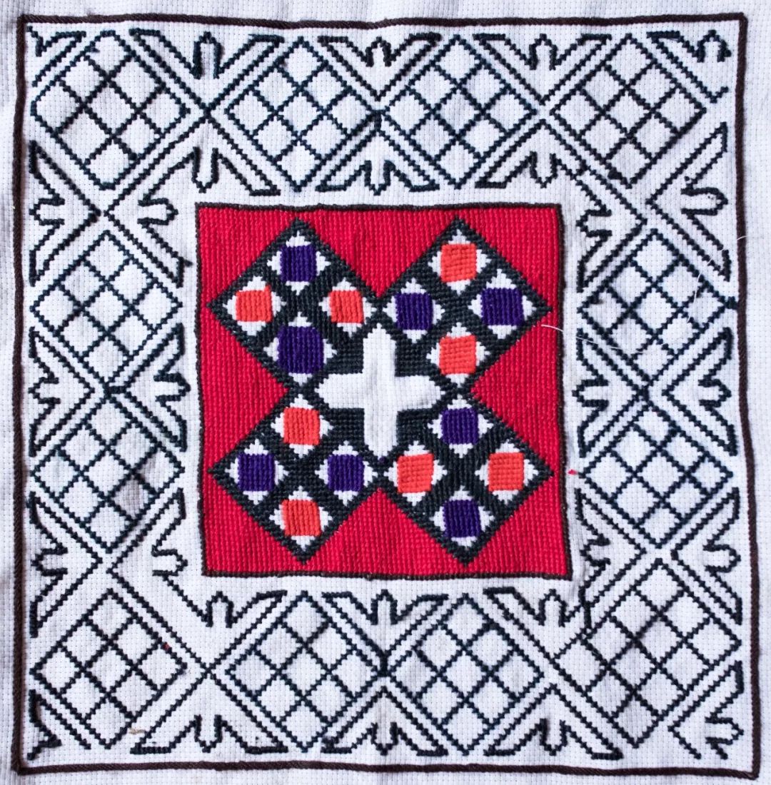 和青藏高原一样高的地方,比青藏高原还高的高原