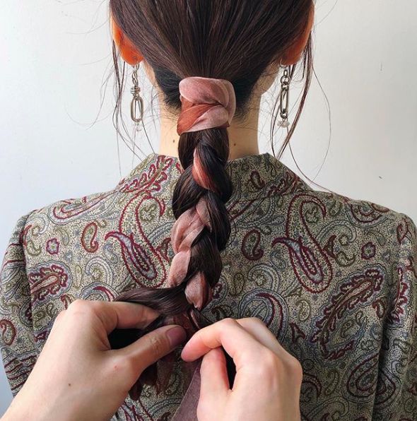 化妆品丝带怎么系,化妆品丝带礼盒系法