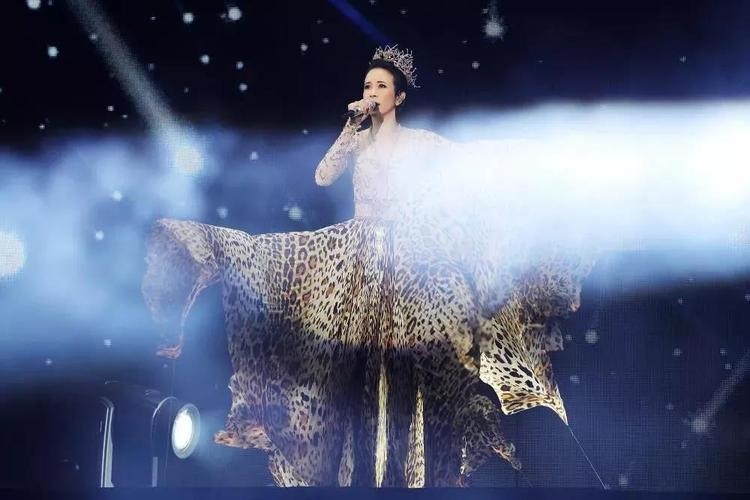 莫文蔚巅峰有多强,莫文蔚巡演