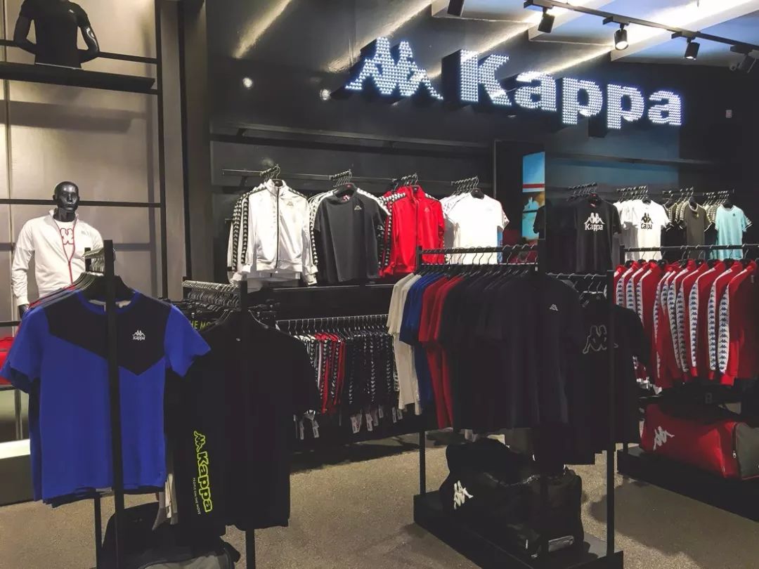 早报|MOCo.母公司发声明,决定暂时退出香港市场;欧莱雅集团收购新香水品牌;Gucci将举办男装秀