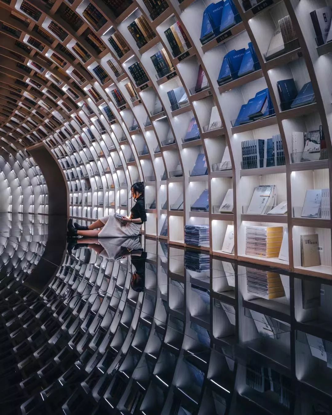 惊艳！日本小哥“约会”最美贵州