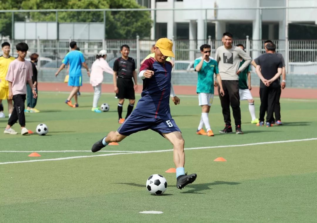 全国校园足球试点学校名单,阜南青少年校园足球队