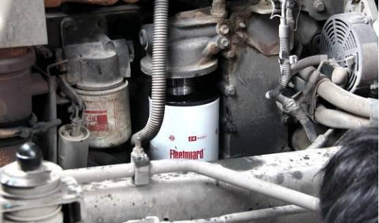 发动机过热如何修理好视频,发动机过热补救最简单方法