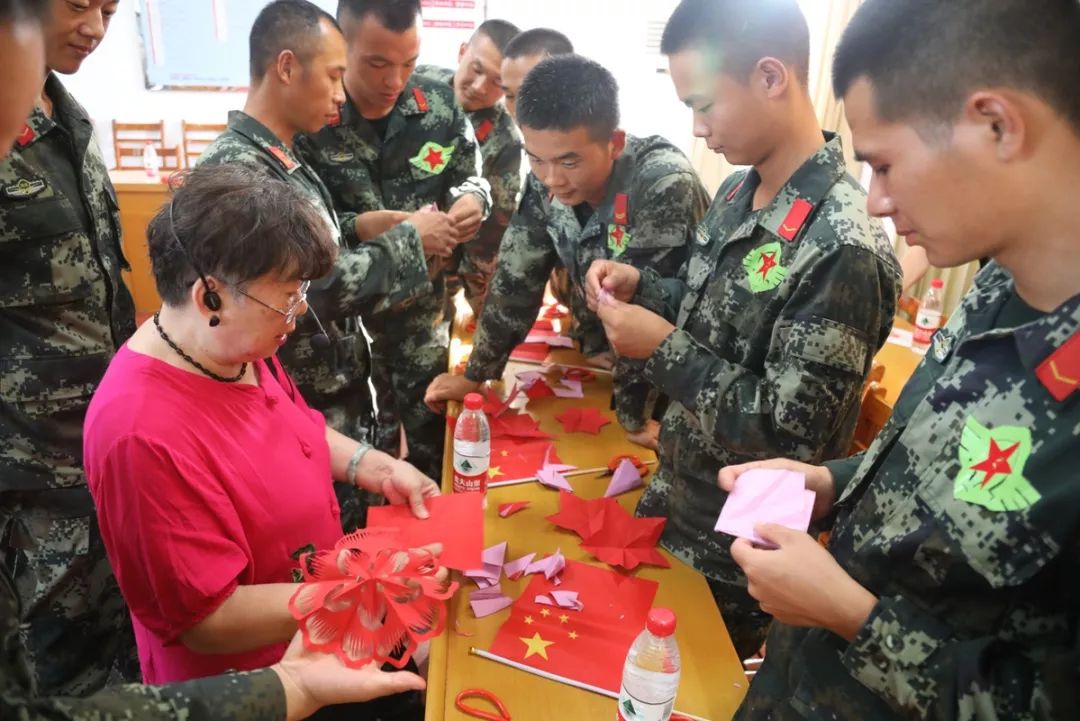 就像当年的红军——*警武**湖北省总队黄冈支队印象