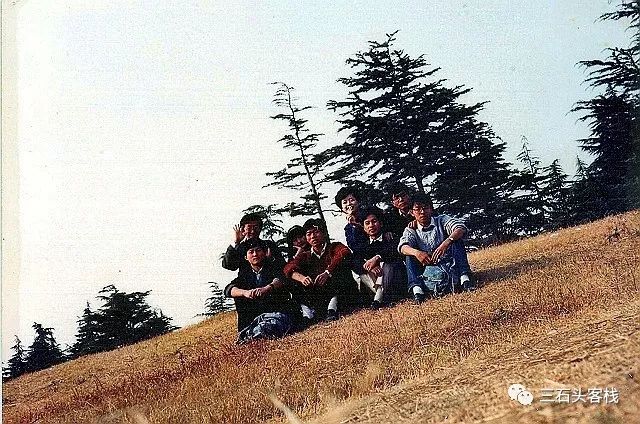 华政,往事并不如烟