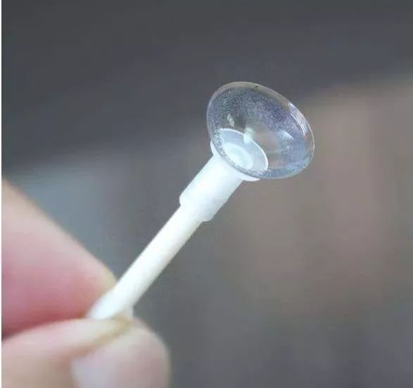 一觉醒来后眼睛失明,一觉醒来导致暂时性的失明