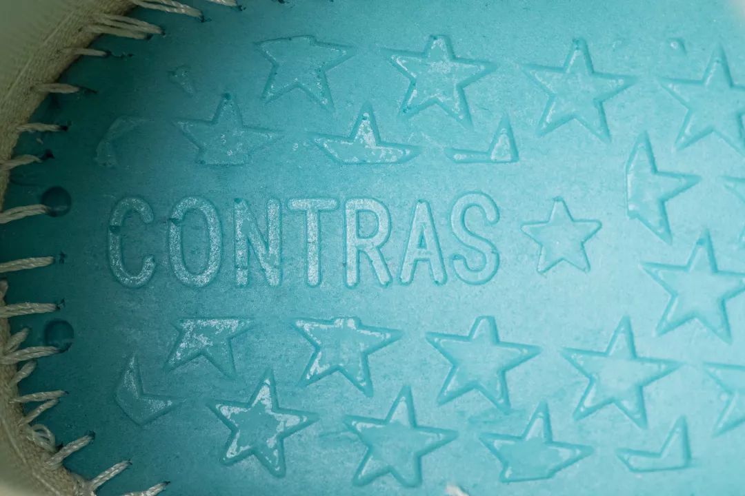 中国造了双百元鞋竟有3,600,000色？！穿上1秒就炸街、不怕脏