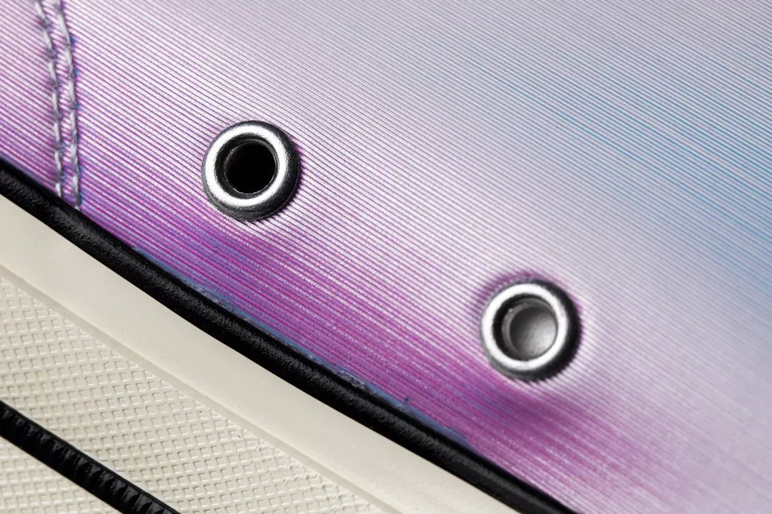 中国造了双百元鞋竟有3,600,000色？！穿上1秒就炸街、不怕脏