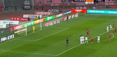 河北华夏马尔康进球,富力4比2扎哈维