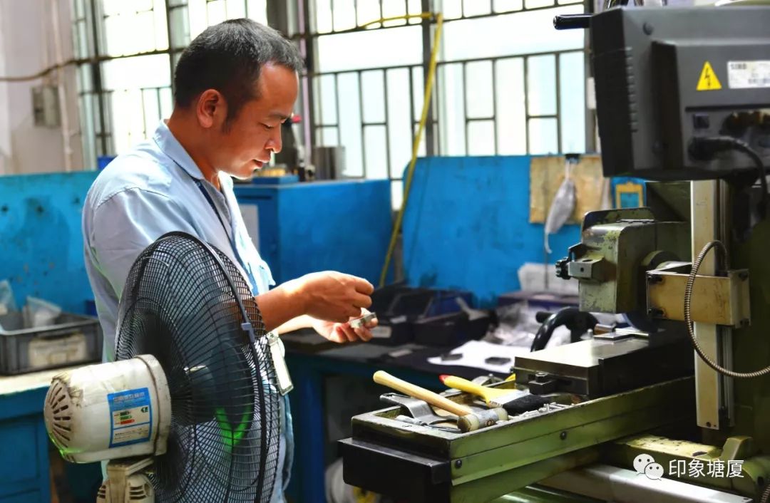 【名城名匠】他专注模具行业20年，以工匠精神铸就品质