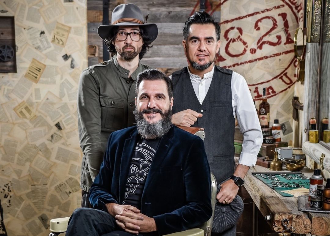 酒瓶装*草烟**香，这个老派作风的新锐护发品牌被收购