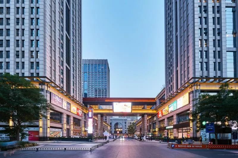 抓住“夜经济”红利，购物中心实力大比拼