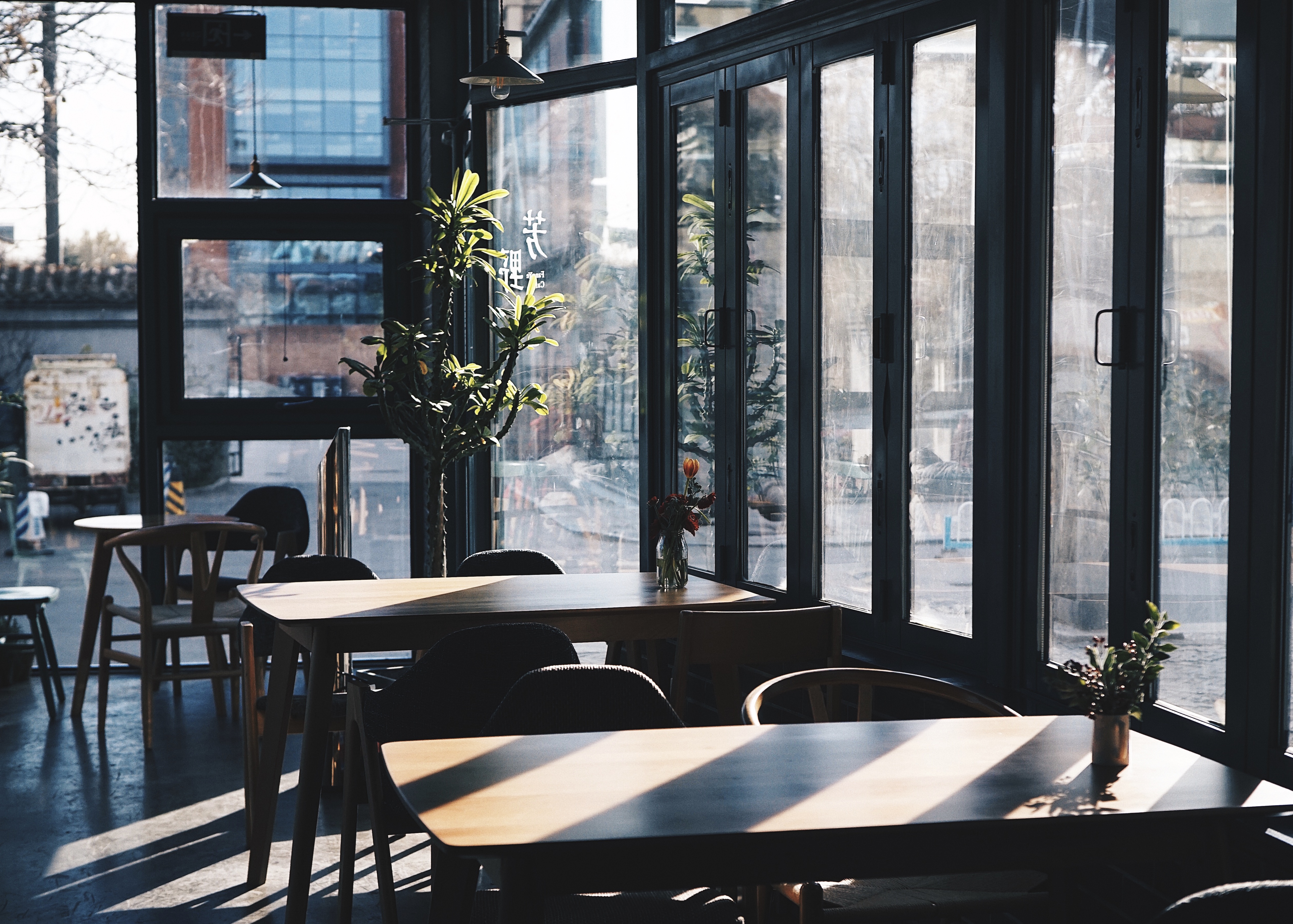 芳野cafe主理人,芳野咖啡店