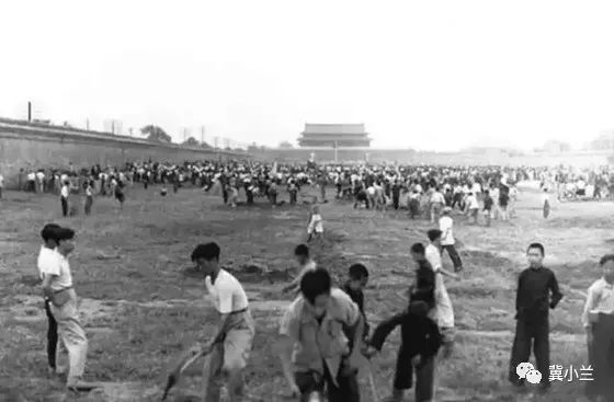 74年前开国大典12分钟珍贵影像,真实影像的开国大典