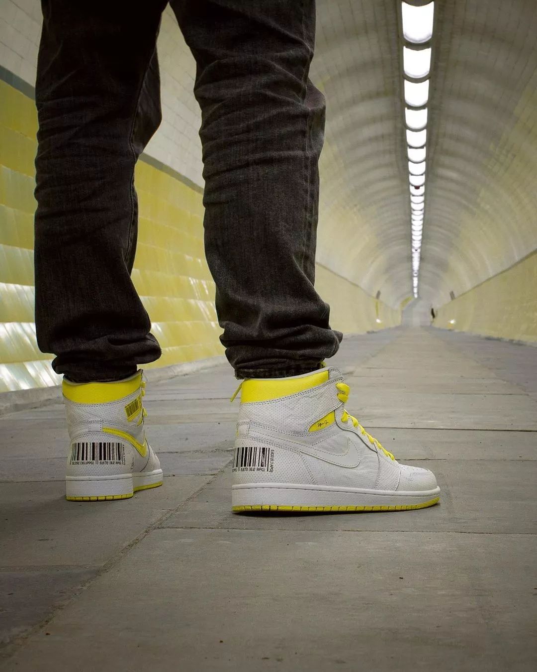 权志龙AF1现货涨至1万2,TSxAF1最新成交价6k以上,谁在提前入手?