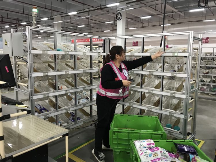 一线探访,一线观察直击现场