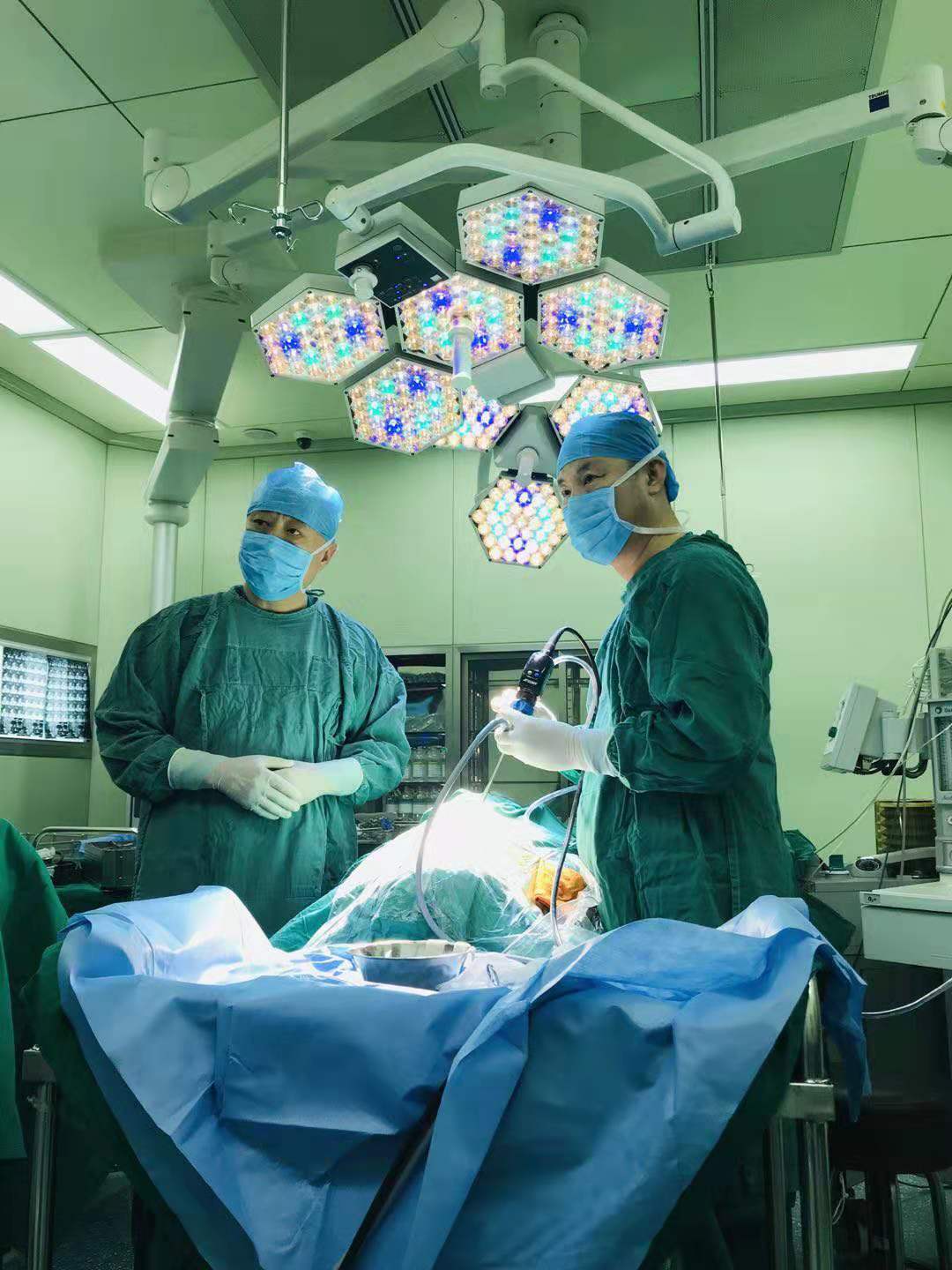 哈尔滨第一医院神经外科,哈尔滨第一医院内镜室