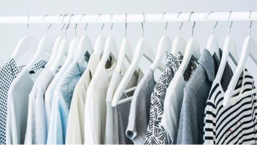 直筒修饰腿型牛仔裤,修饰腿型巨好搭配的牛仔裤