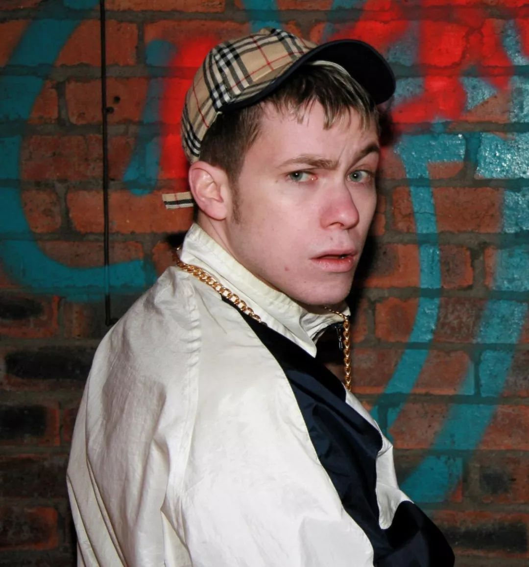 burberry风衣英国王子,burberry经典风衣黑色男士