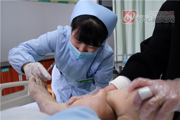 厉害了，湖医附一的国际造口师