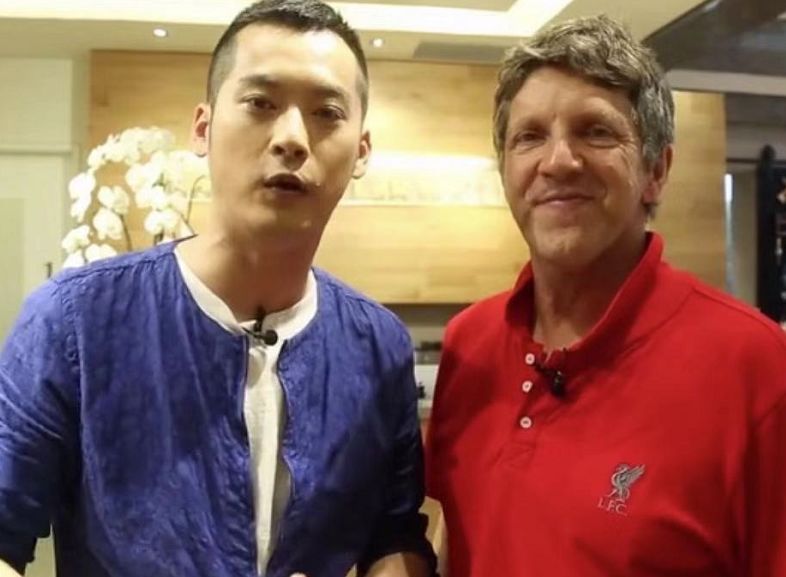 艺术创想是小神龙俱乐部的吗,小神龙俱乐部里的艺术创想