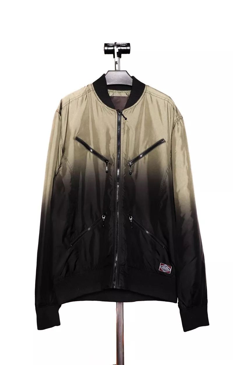 番禺剁手*党**的天堂！低至2.5折，万人疯抢的欧时力、MNBF等顶级国际潮牌开仓