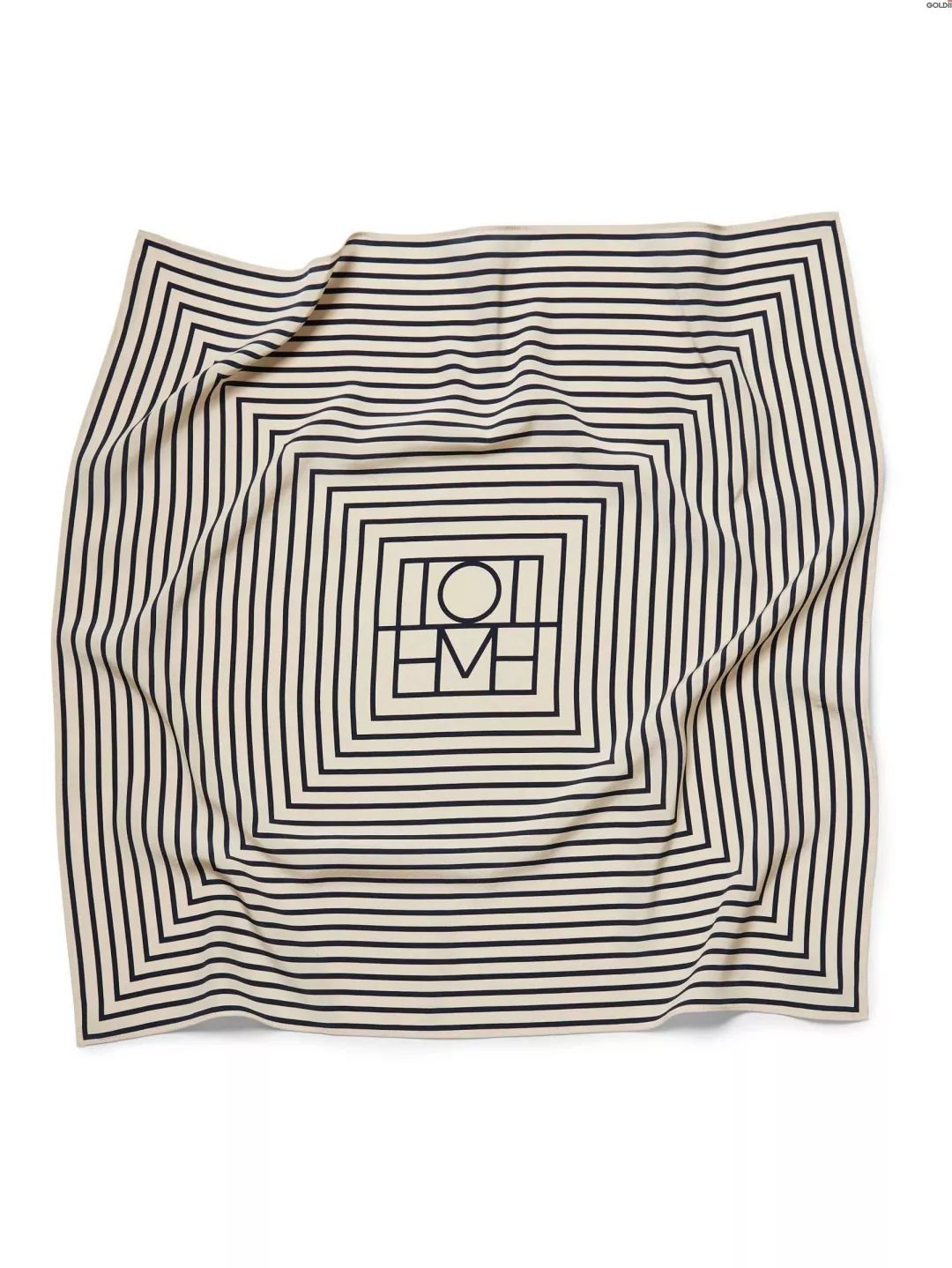 什么牌子的大衣好看又实用,大衣冬季必买的款式不过时