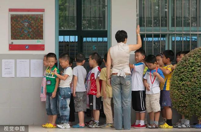 让孩子在家上学的家长们,让孩子辍学出去打工的父母