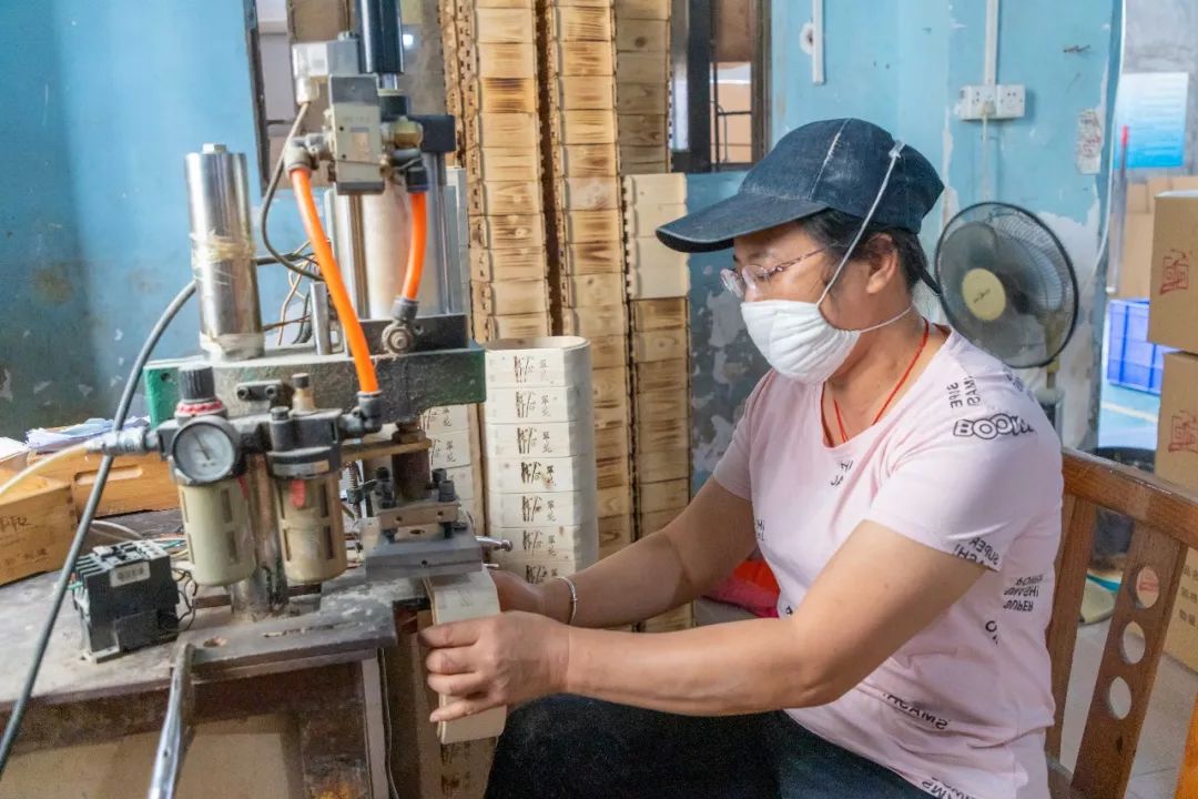 别光顾着吃美食！这些五星级酒店里的盛具大多出自番禺，你可能还不知道