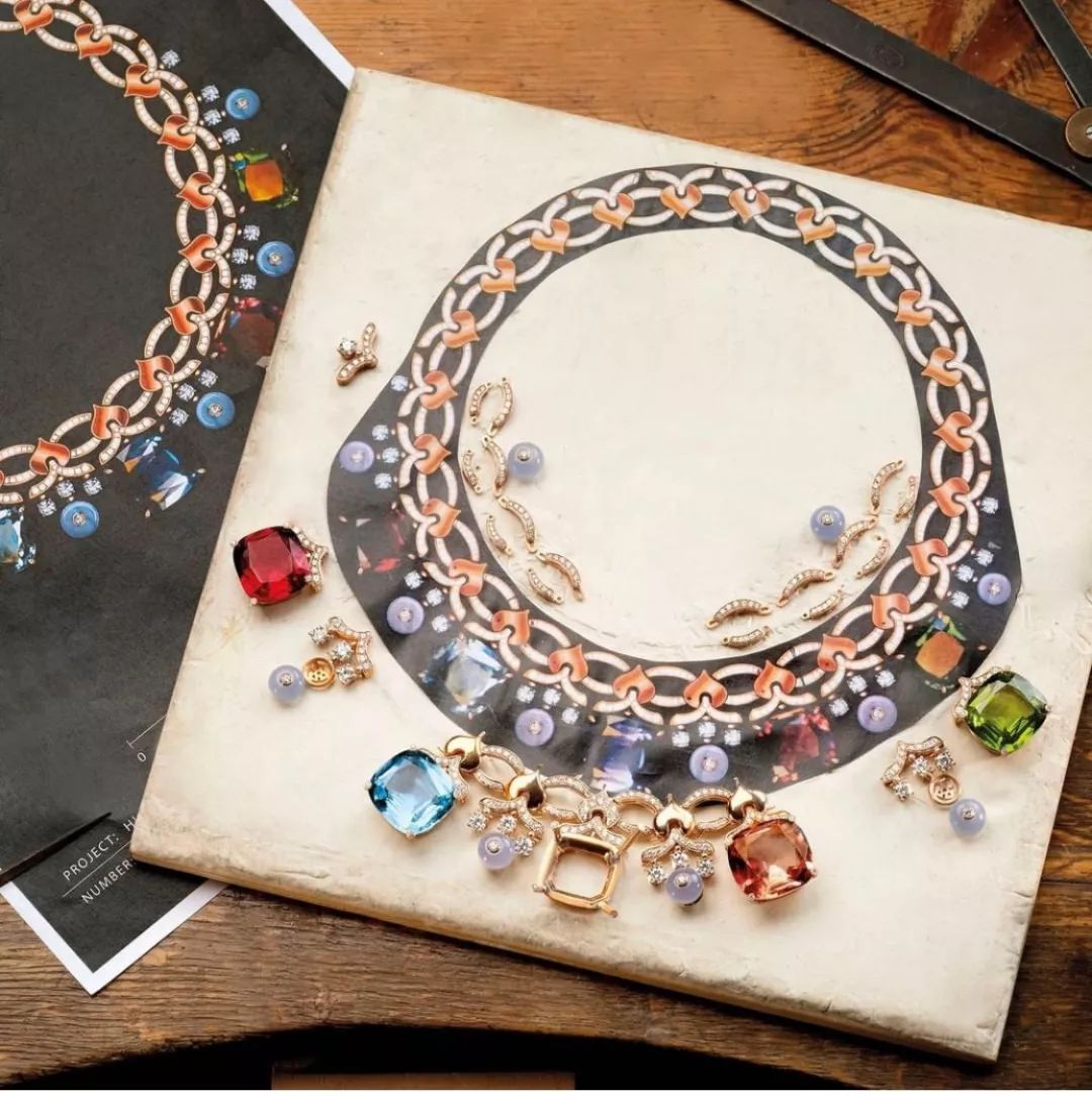 为什么大部分明星红毯不戴项链,明星在红毯上戴的珠宝