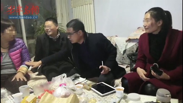 诸城大妈吃了男性保健品浑身疼，医生：里面有兴奋剂别再吃