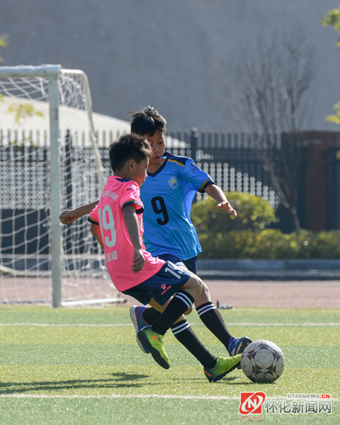 小学举行校园足球联赛,通道礼雅小学六一表演
