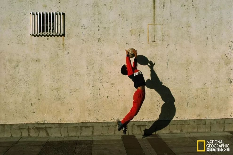 球进了,球进了吗