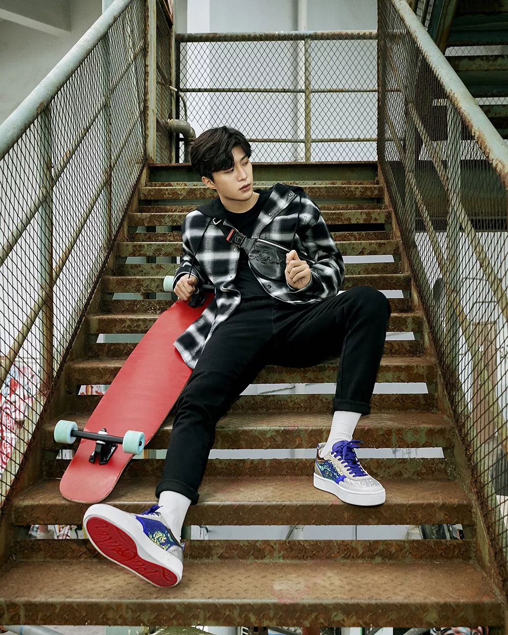 范丞丞同款运动鞋和王菲的“一见钟情”能否让你动心？