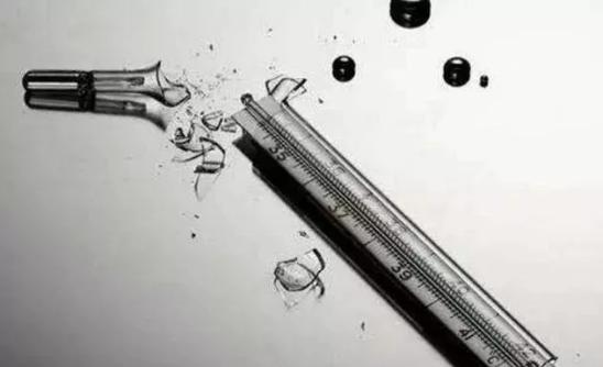 水银体温计打碎了正确处理办法,体温计掉地上打碎了水银怎么处理