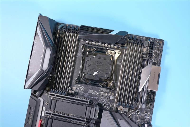 技嘉x299xaorusmaster开箱,技嘉AORUS主板怎么样