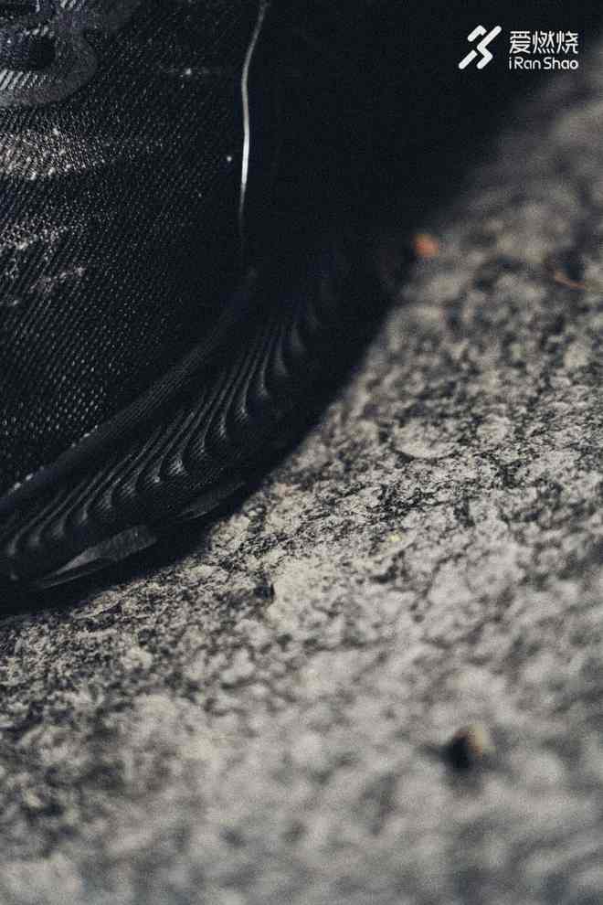 asics跑鞋评测metarun,asics测评视频