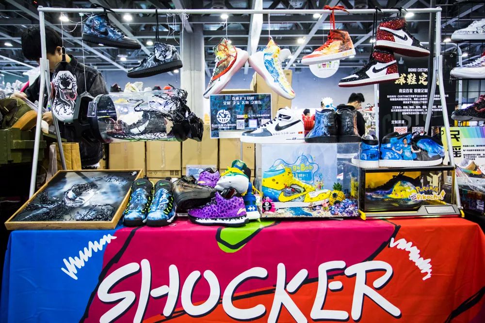 去了这个万人鞋展，才知道国内竟然有这么多「没见过的天价鞋」