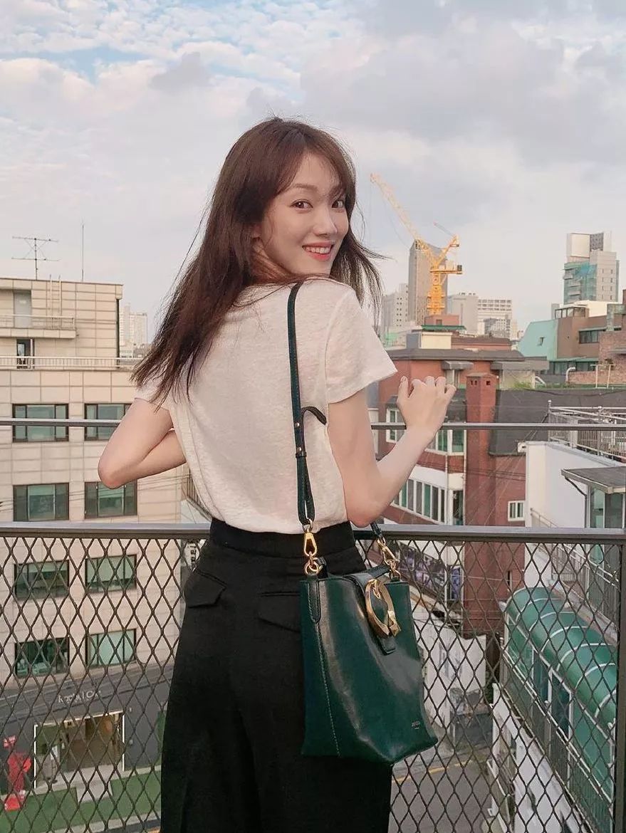 怎么判断是什么颜系,快来自测你属于哪种颜系